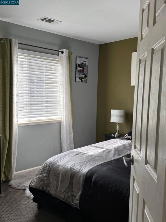 Image 5 of property listing at 1505 1505 Foxglove Pl, Richmond, CA 94806