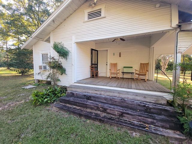 2357 County Road 4850, Warren, TX 77664