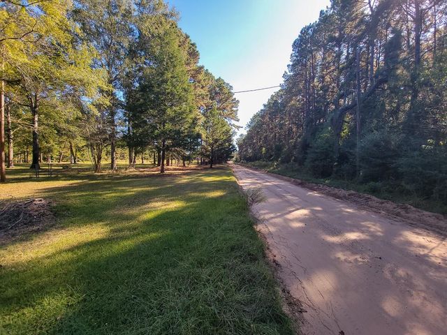 2357 County Road 4850, Warren, TX 77664