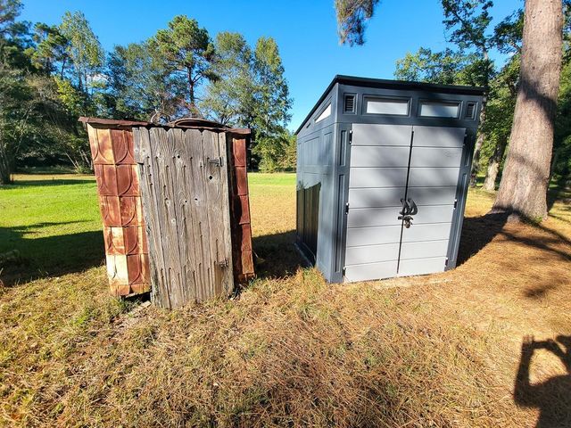 2357 County Road 4850, Warren, TX 77664