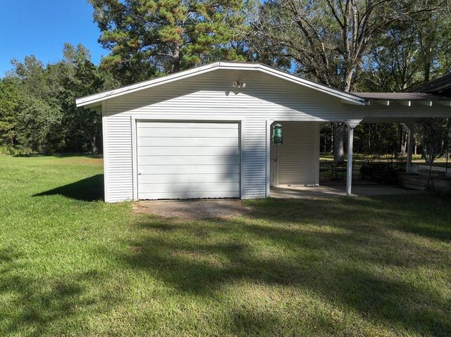 2357 County Road 4850, Warren, TX 77664