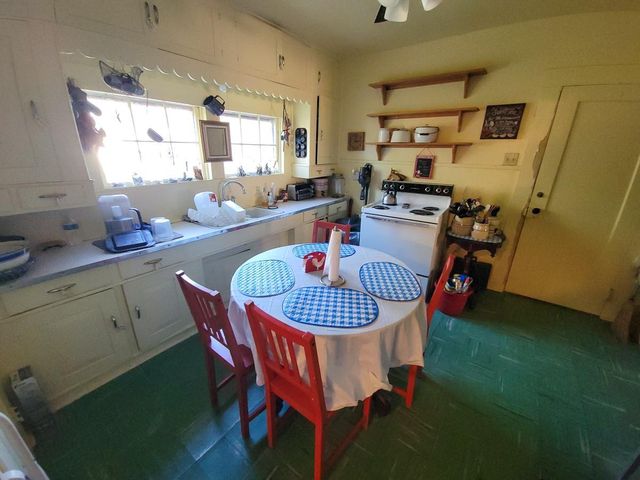 2357 County Road 4850, Warren, TX 77664