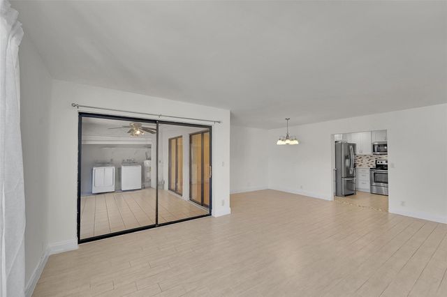 3529 NW 35 1606, Coconut Creek, FL 33066