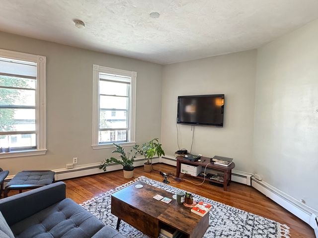 162 Hampshire 3, Cambridge, MA 02139
