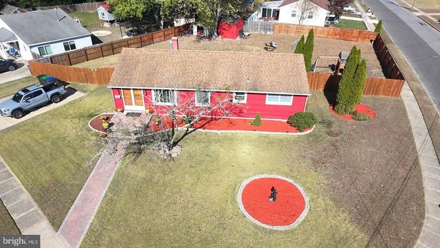 809 JAGUAR RD, Lindenwold, NJ 08021