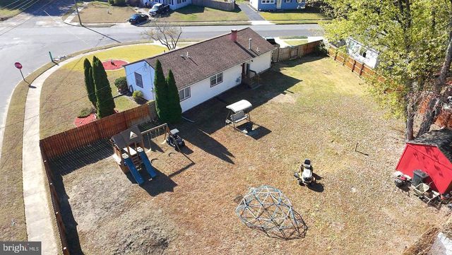 809 JAGUAR RD, Lindenwold, NJ 08021