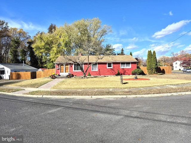 809 JAGUAR RD, Lindenwold, NJ 08021