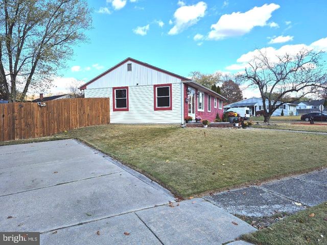 809 JAGUAR RD, Lindenwold, NJ 08021