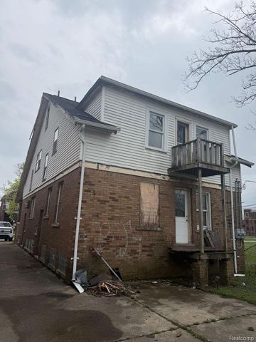 2330 W Buena Vista Street, Detroit, MI 48238