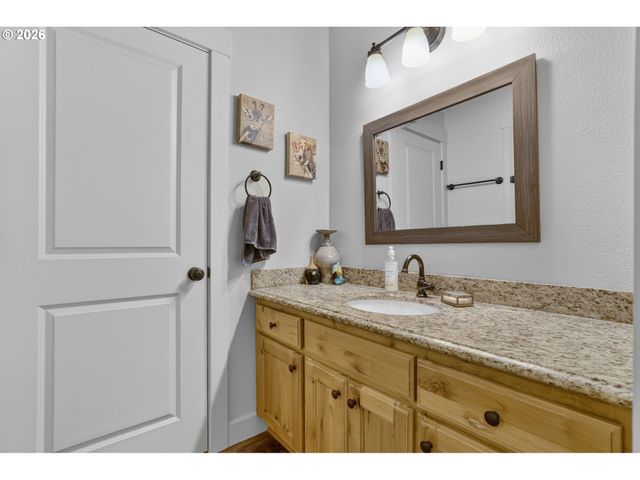 8615 Se 55TH Ave, Portland, OR 97206