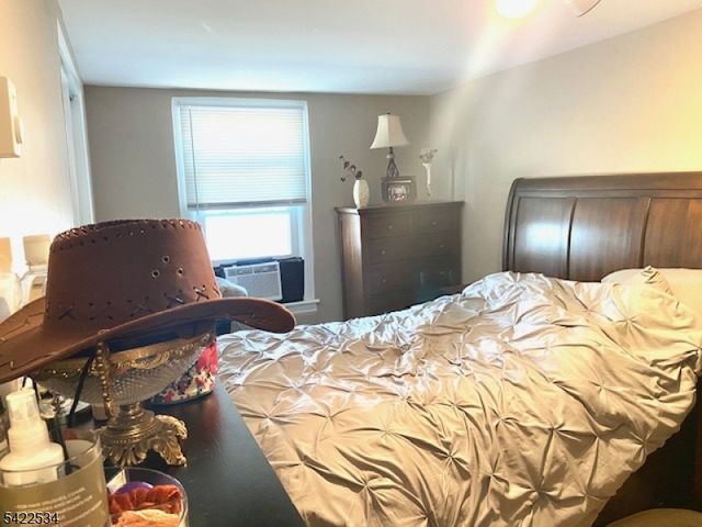 842 Mill St, Phillipsburg Town, NJ 08865