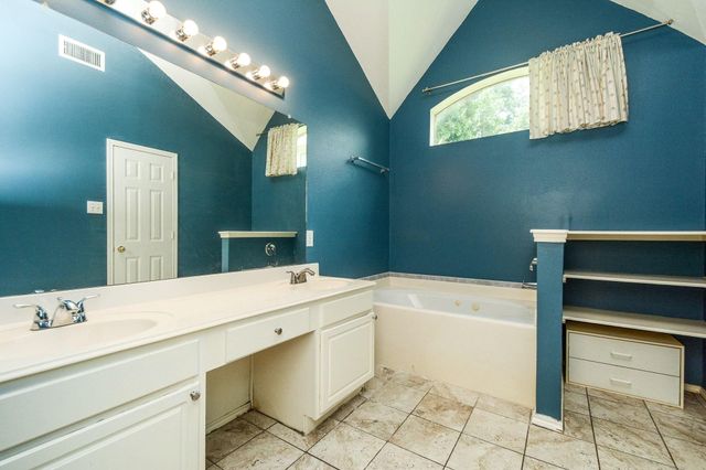 19715 Lindenfield Court, Katy, TX 77449