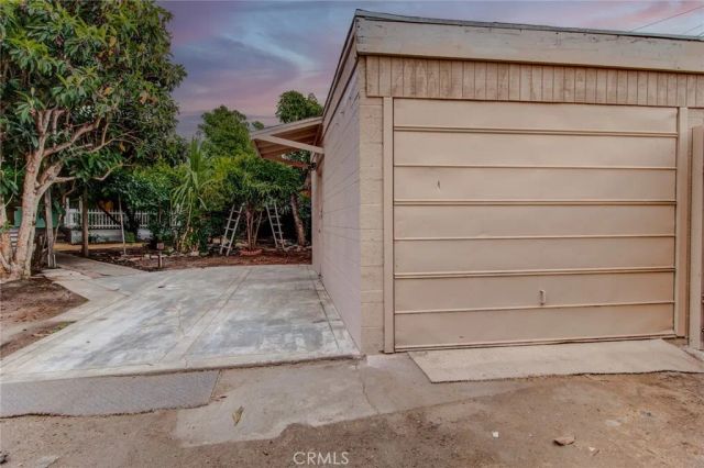306 S Birch, Santa Ana, CA 92701
