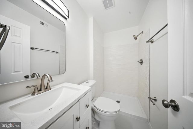 4362 VARNUM PL NE, Washington, DC 20017