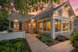 2322 Allison Circle, Valparaiso, IN 46383