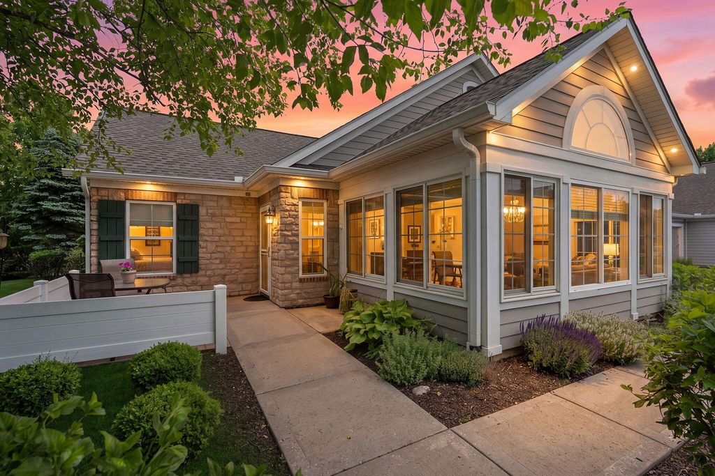 2322 Allison Circle, Valparaiso, IN 46383