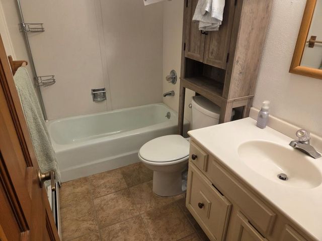 1045 Lakeside Drive, Grand Junction, CO 81506