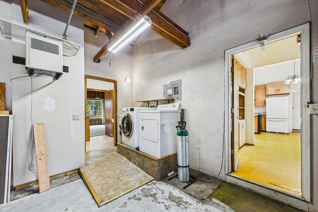 1776 Golf Course Road, Bayside South, CA 95524