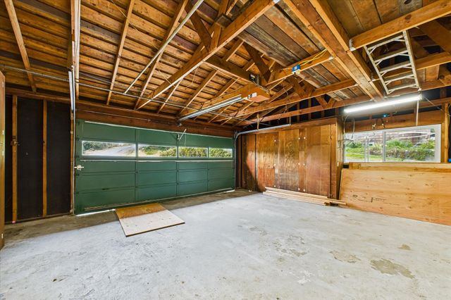 1776 Golf Course Road, Bayside South, CA 95524