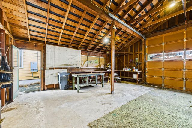 1776 Golf Course Road, Bayside South, CA 95524