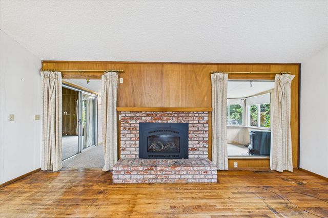 1776 Golf Course Road, Bayside South, CA 95524