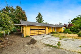 1776 Golf Course Road, Bayside South, CA 95524