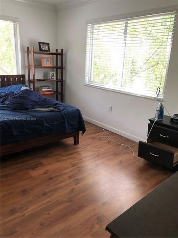 1110 Salzedo St 2G, Coral Gables, FL 33134