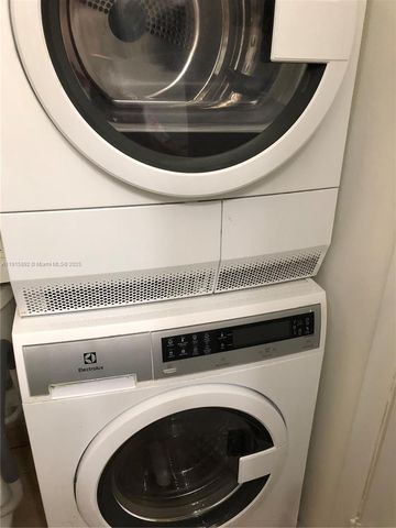 1110 Salzedo St 2G, Coral Gables, FL 33134