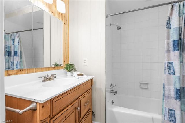 1104 Lamp Post Lane, Greensboro, NC 27410