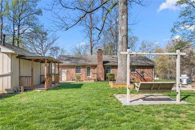 1104 Lamp Post Lane, Greensboro, NC 27410