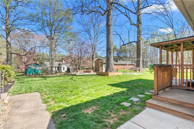 1104 Lamp Post Lane, Greensboro, NC 27410