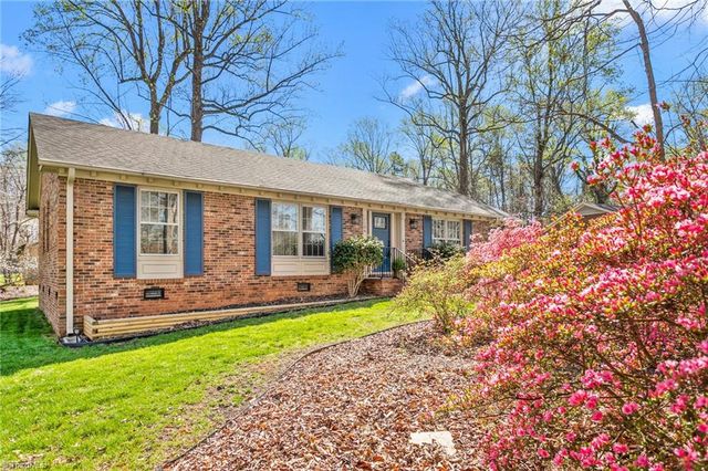 1104 Lamp Post Lane, Greensboro, NC 27410