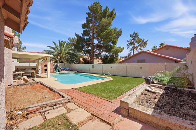 1613 Santa Lucia Drive, North Las Vegas, NV 89031