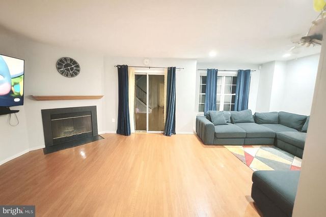 44 HEATHER CT, Monmouth Junction, NJ 08852