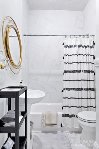 1534 Jennings Street, Charlotte, NC 28216