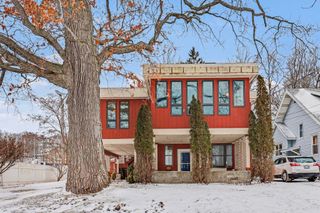 3135 Lakeshore Drive, Muskegon City, MI 49441