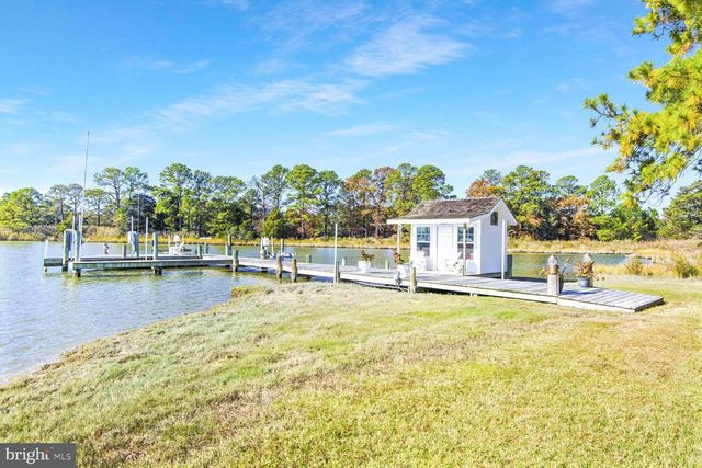 5289 FERRY NECK RD, Royal Oak, MD 21662