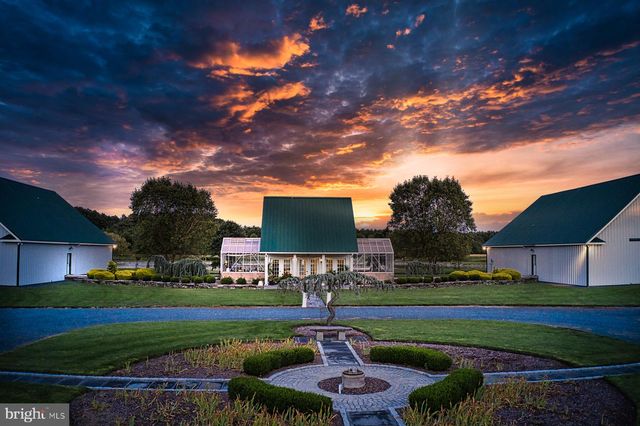 5289 FERRY NECK RD, Royal Oak, MD 21662