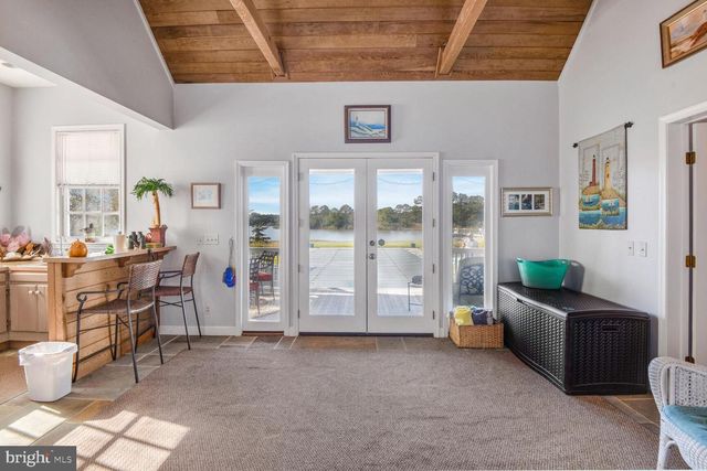 5289 FERRY NECK RD, Royal Oak, MD 21662