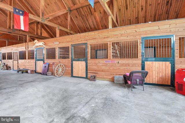 5289 FERRY NECK RD, Royal Oak, MD 21662