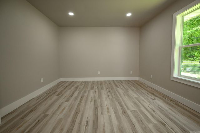 306 Gary Dr., Mena, AR 71953