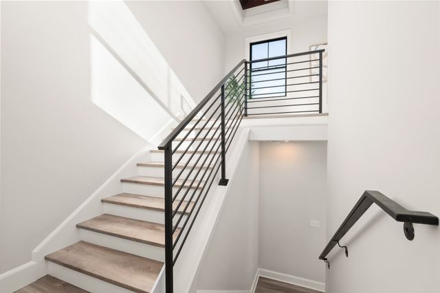 16 Foster Ct PHB, Medford, MA 02155