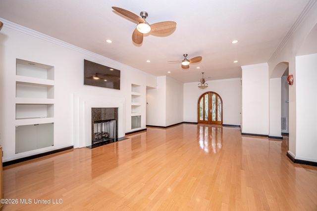 9713 Point Aux Chenes Road, Ocean Springs, MS 39564