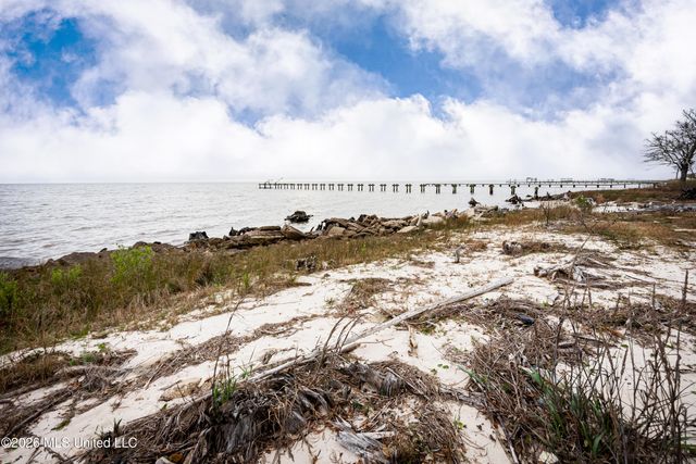 9713 Point Aux Chenes Road, Ocean Springs, MS 39564