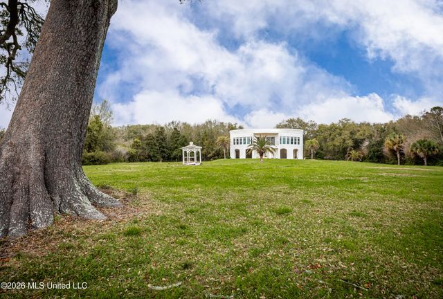 9713 Point Aux Chenes Road, Ocean Springs, MS 39564