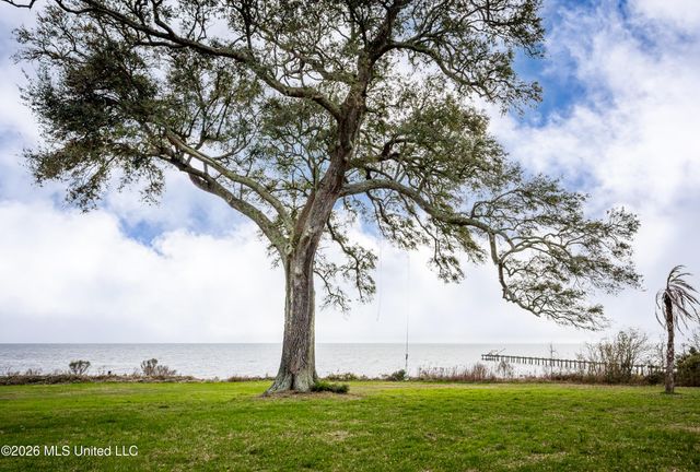 9713 Point Aux Chenes Road, Ocean Springs, MS 39564