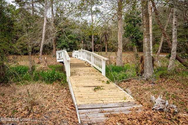 9713 Point Aux Chenes Road, Ocean Springs, MS 39564