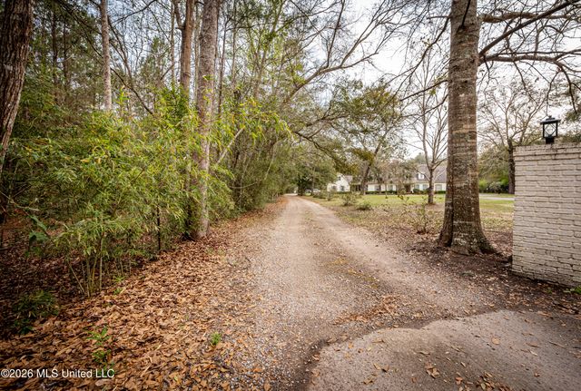9713 Point Aux Chenes Road, Ocean Springs, MS 39564