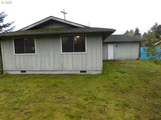 1990 WILLOW St, Florence, OR 97439