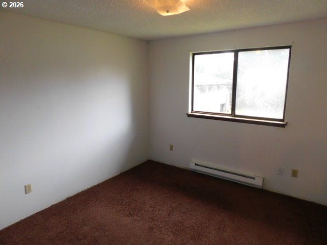 1990 WILLOW St, Florence, OR 97439